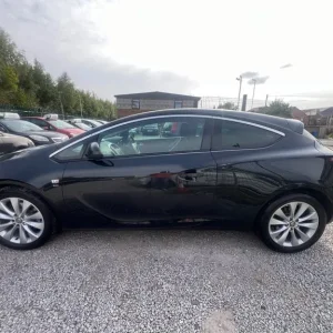 2012 Vauxhall Astra GTC 2.0 CDTi 16V SRi 3dr Hatchback Diesel Manual - Image 4