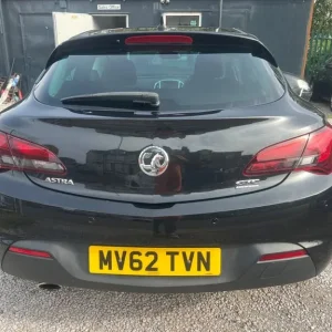 2012 Vauxhall Astra GTC 2.0 CDTi 16V SRi 3dr Hatchback Diesel Manual - Image 6
