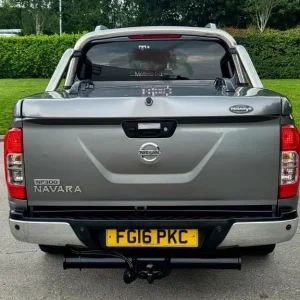 2016 Nissan Navara 2.3 dCi Tekna 4WD Diesel Manual Pick-up - Image 4