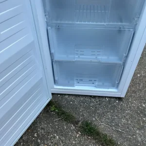 undercounter freezer - Image 2