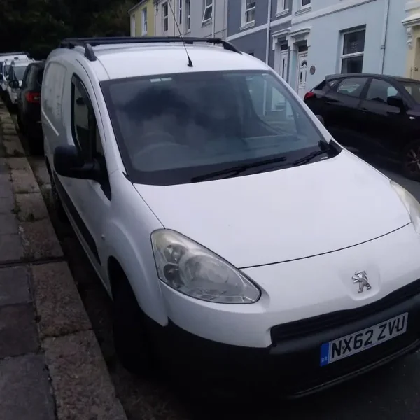 Peugeot Partner Panel Van 2012 Manual 1560cc
