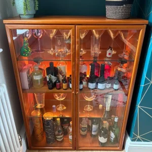 Retro teak gin cabinet / shelving unit - Image 6