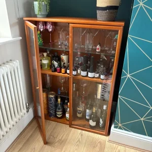 Retro teak gin cabinet / shelving unit - Image 7