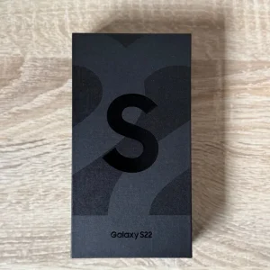 Samsung S22 Black 256GB - Image 2