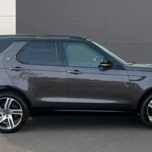 2023 Land Rover Discovery 3.0 P360 Metropolitan Edition 5-door Auto - Image 5