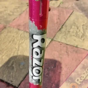 Older Girls Razor Scooter - Image 4