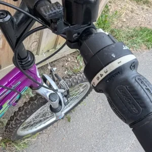 Children's Apollo Zest Purple Mountain Bike - Image 3