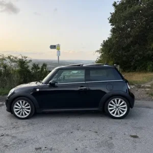 MINI HATCH 1.6 Cooper D 2011 - Image 6