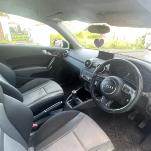 Audi A1 Hatchback 2015 1.6L Manual 3-door - Image 6