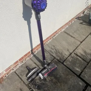 Dyson V6 Animal Cordless Vacuum Cleaner