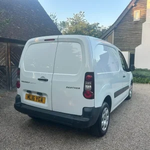 Peugeot Partner Panel Van 2016 Manual 1560cc - Image 2