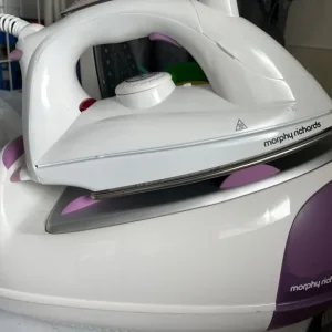 Steam iron
