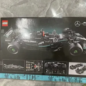LEGO Technic Mercedes-AMG F1 W14 E Performance 42171 - Image 2