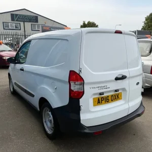 2016 Ford Transit Courier 1.5 TDCi Panel Van Diesel Manual - Image 3