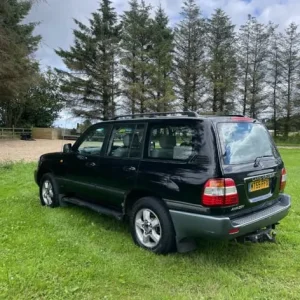 Toyota Land Cruiser Amazon Estate 2005 - Image 2