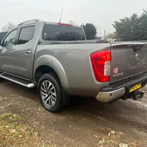2019 Nissan Navara DCI Tekna SHR D/Cab Pick-Up - Image 8