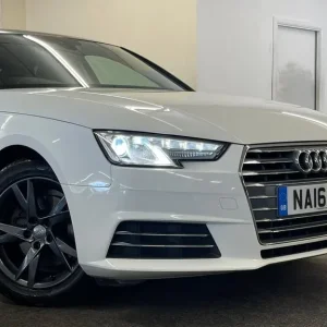 2016 Audi A4 1.4 TFSI Sport Euro 6 4-door saloon manual - Image 5