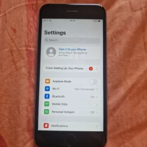 iPhone 6s 32GB unlocked - Image 6