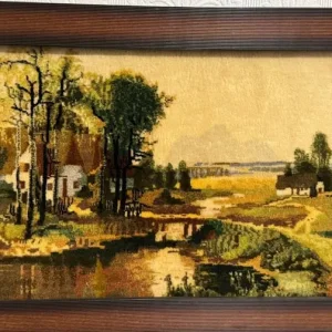 Vintage handmade Persian wool rug with frame - Image 2