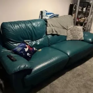 DFS Falcon electric recliner sofa - Image 3