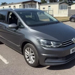 2016 Volkswagen Touran 1.6 TDI BlueMotion Tech SE Family DSG Euro 6 (s/s) 5dr MPV Diesel Automatic