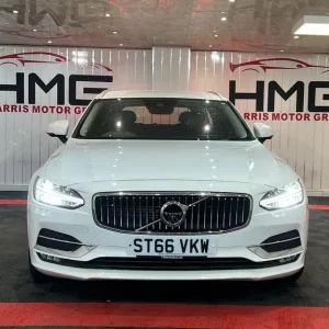 2016 Volvo V90 2.0 D5 Inscription AWD Estate - Image 6