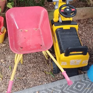 Garden toys, joblot - Image 2