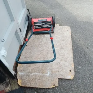 Sovereign hand push cylinder lawnmower - Image 4