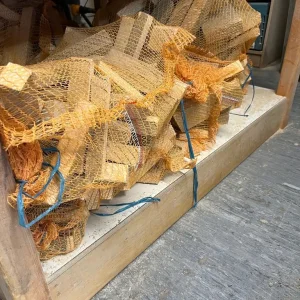 Dried Pine Kindling Offcuts - Image 3