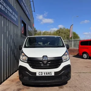2019 Renault Trafic 1.6DCI 9-Seater Minibus - Image 3