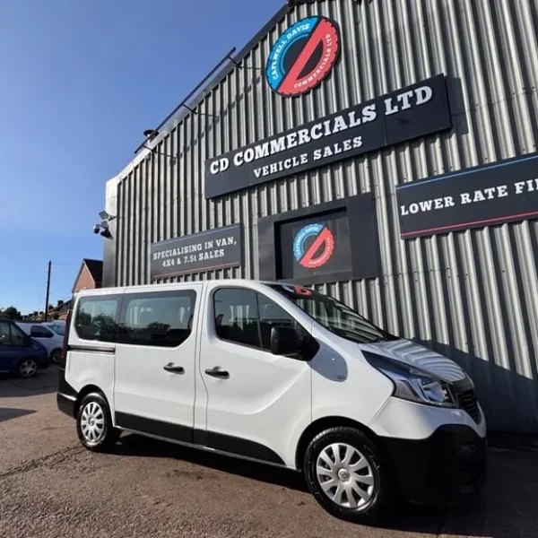 2019 Renault Trafic 1.6DCI 9-Seater Minibus