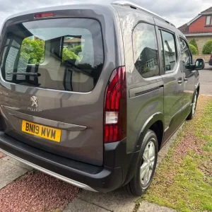 Peugeot Rifter 2019 1.5 HDI manual 5-door - Image 5
