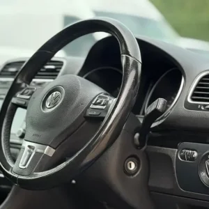 2011 Volkswagen Golf 1.6 TDI Match DSG Euro 5 5-door Diesel - Image 7