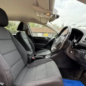 2011 Volkswagen Golf 1.6 TDI Match DSG Euro 5 5-door Diesel - Image 8