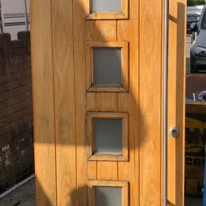 Solid oak Howdens front door - Image 2