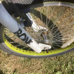 BMX bike with one gear and one brake - Image 2