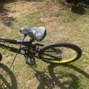 BMX bike with one gear and one brake - Image 4