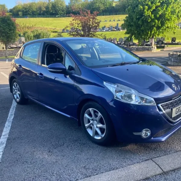 2013 Peugeot 208 1.4 HDi Hatchback