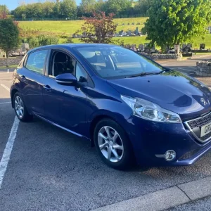 2013 Peugeot 208 1.4 HDi Hatchback
