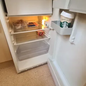 Bosch undercounter small fridge freezer - Image 2