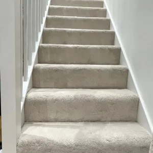 Vinyl carpets and blinds - Image 4