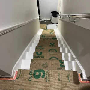 Vinyl carpets and blinds - Image 5