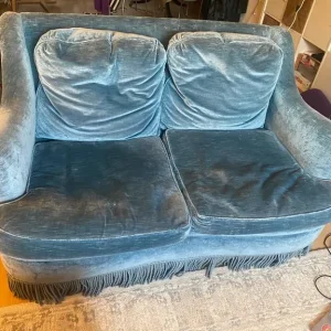 Blue velvet custom made sofa - Image 2