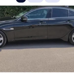 2017 Jaguar XE Saloon - Image 5