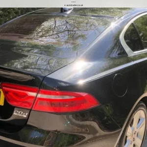 2017 Jaguar XE Saloon - Image 6