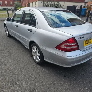 Mercedes-Benz C220 CDI Auto 2007 - Image 4