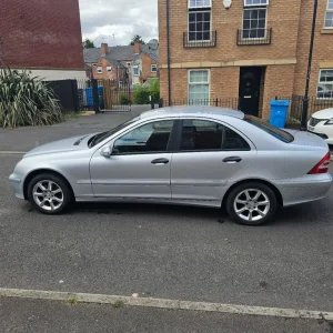 Mercedes-Benz C220 CDI Auto 2007 - Image 7