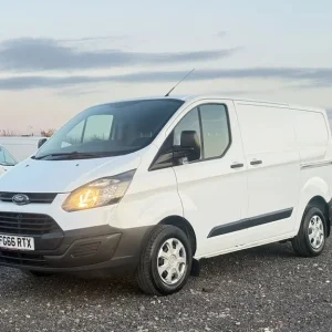 2016 Ford Transit Custom 2.2 TDCi Panel Van - Image 3
