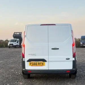 2016 Ford Transit Custom 2.2 TDCi Panel Van - Image 7