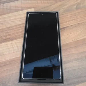 Samsung Galaxy S25 Ultra 512GB - Image 2